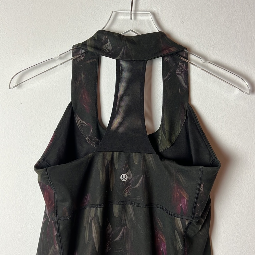 LULULEMON Scoop Neck Tank 8? Racerback - Picture 5 of 7